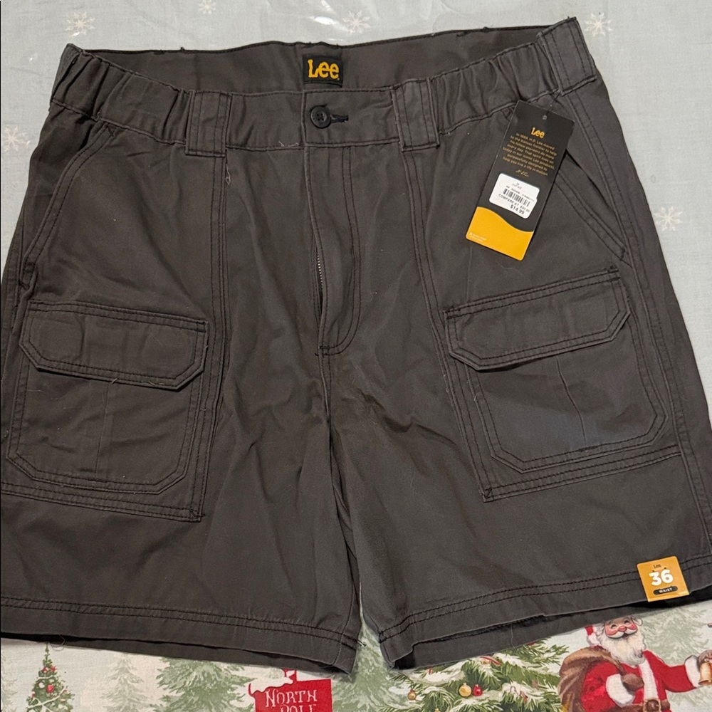 Lee Men's Dark Gray Cargo Shorts